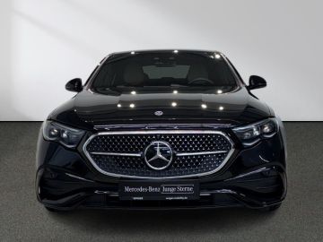 Mercedes E 200 - 5