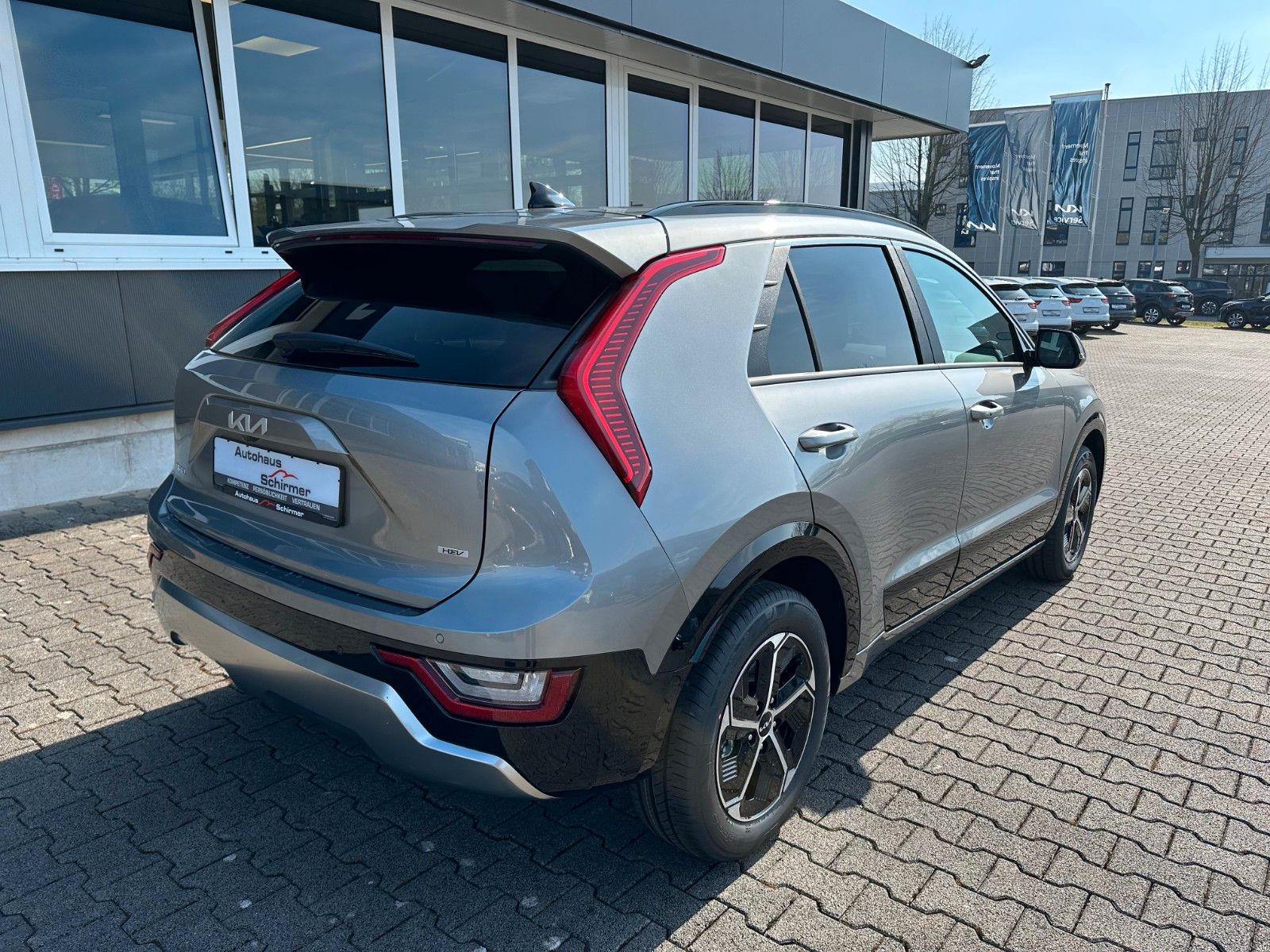 Fahrzeugabbildung Kia Niro 1.6 GDI Hybrid Vision Komfort Style