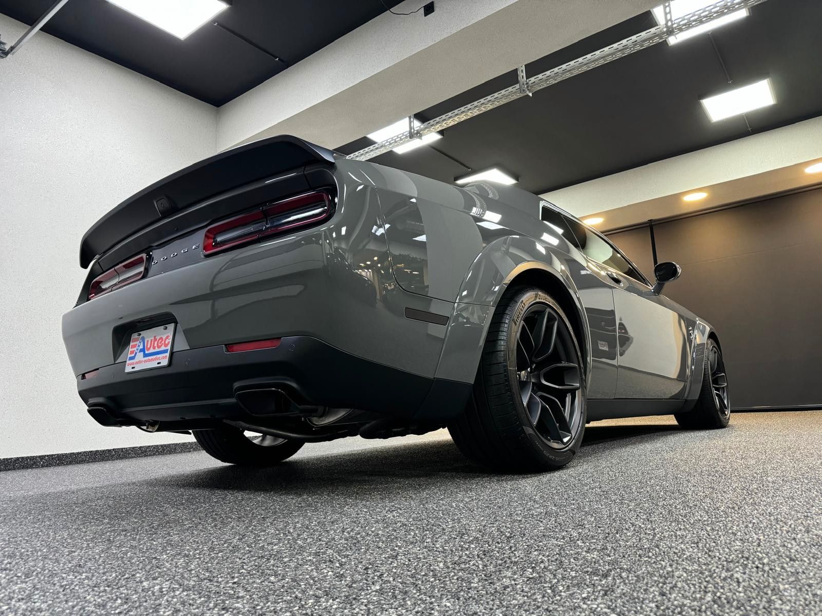 Fahrzeugabbildung Dodge CHALLENGER HELLCAT JAILBREAK -LAST CALL-CARBON