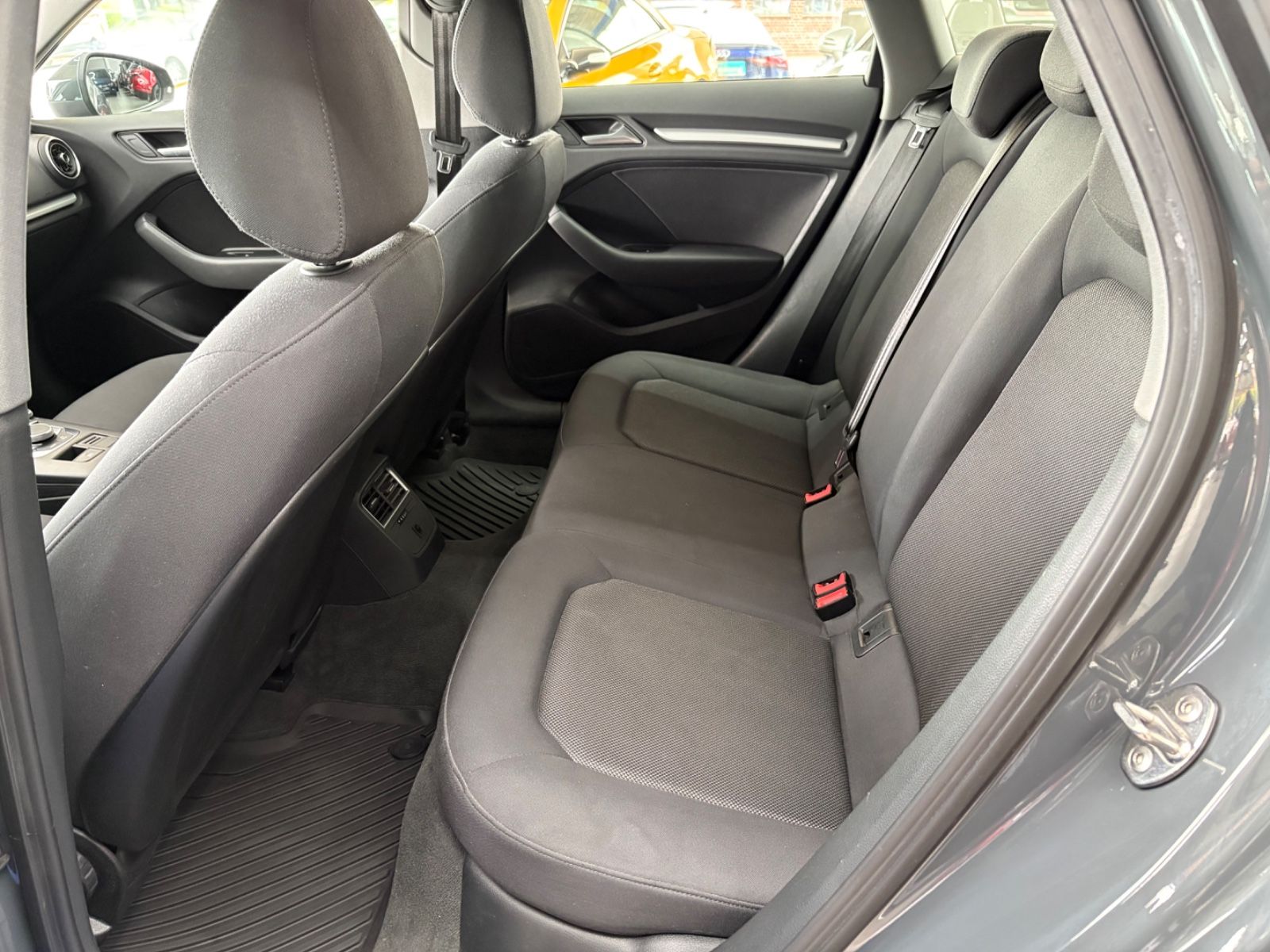 Audi A3 Sportback 35 TDI / Navi / Shzg foto 11