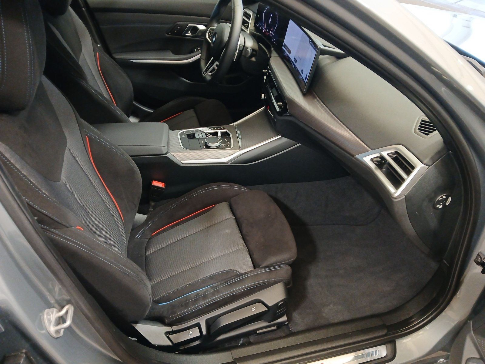 BMW 330 - Bild 8