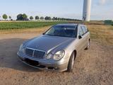 Mercedes-Benz Mercedes E-Klasse s211  320 CDI  mit Tüv - Mercedes-Benz 320 in Hannover