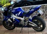 Yamaha R1 RN04 - Offers