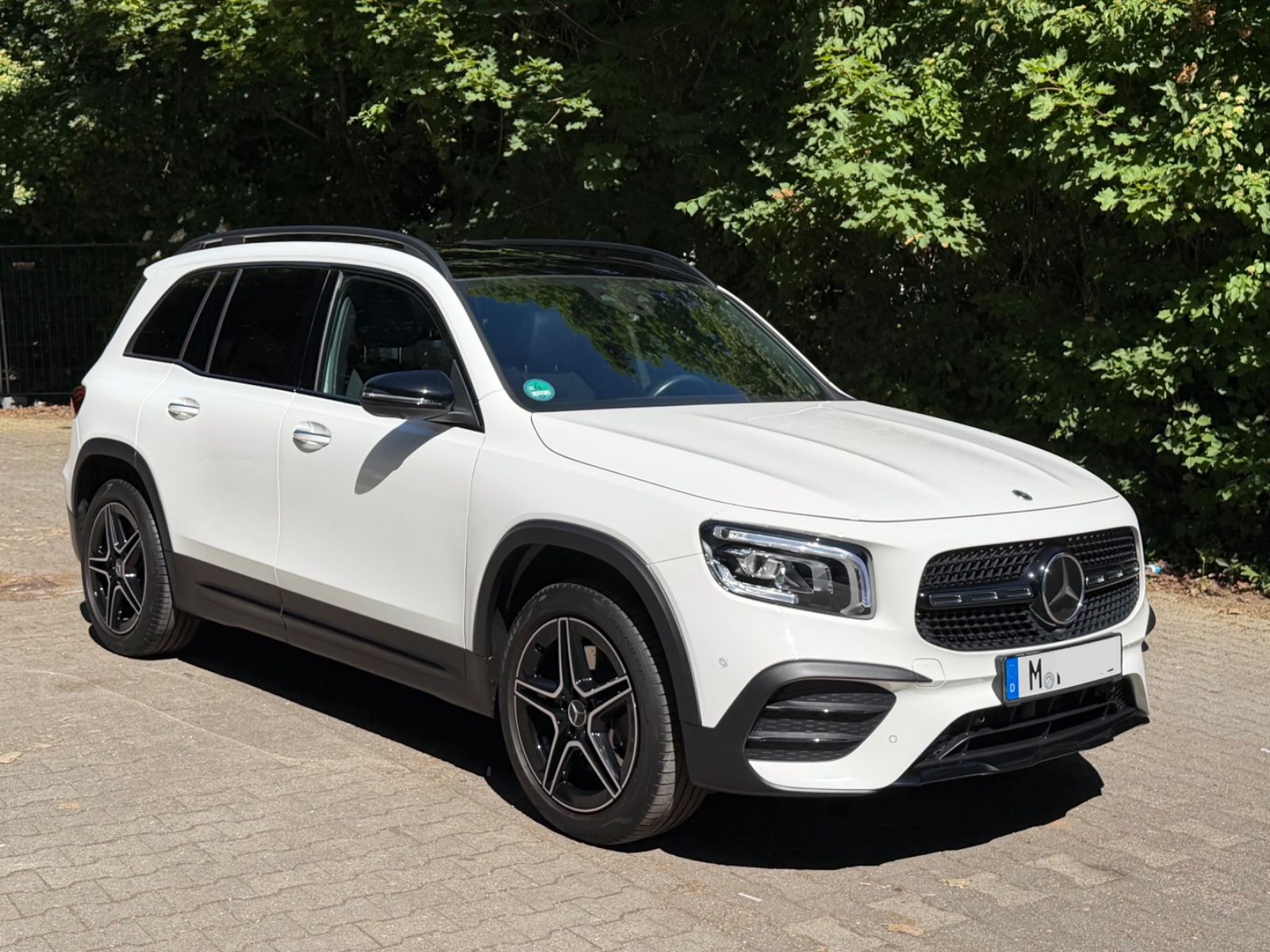 MERCEDES-BENZ GLB 250 4MATIC DCT -