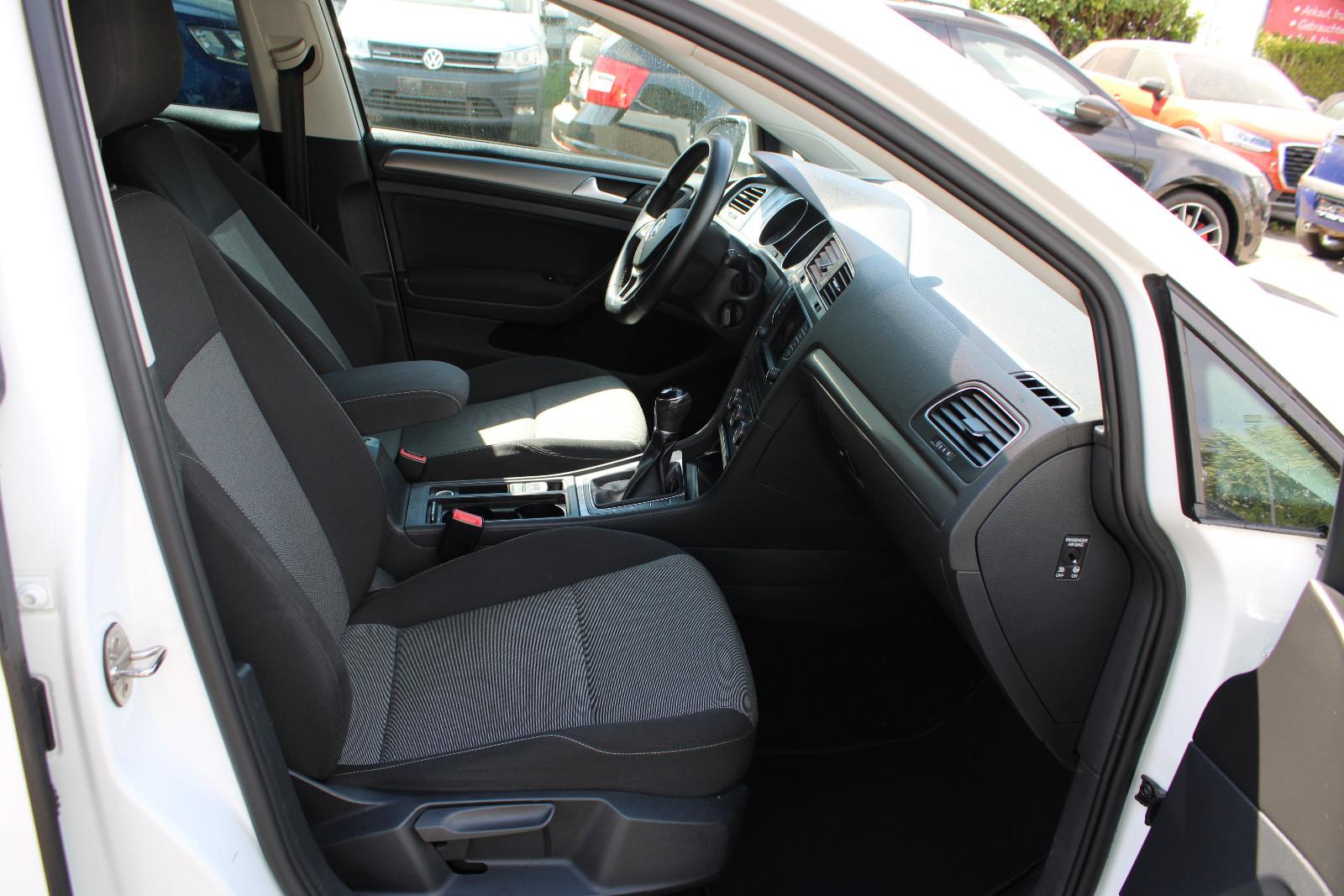 Volkswagen Golf 2015 — photo 9