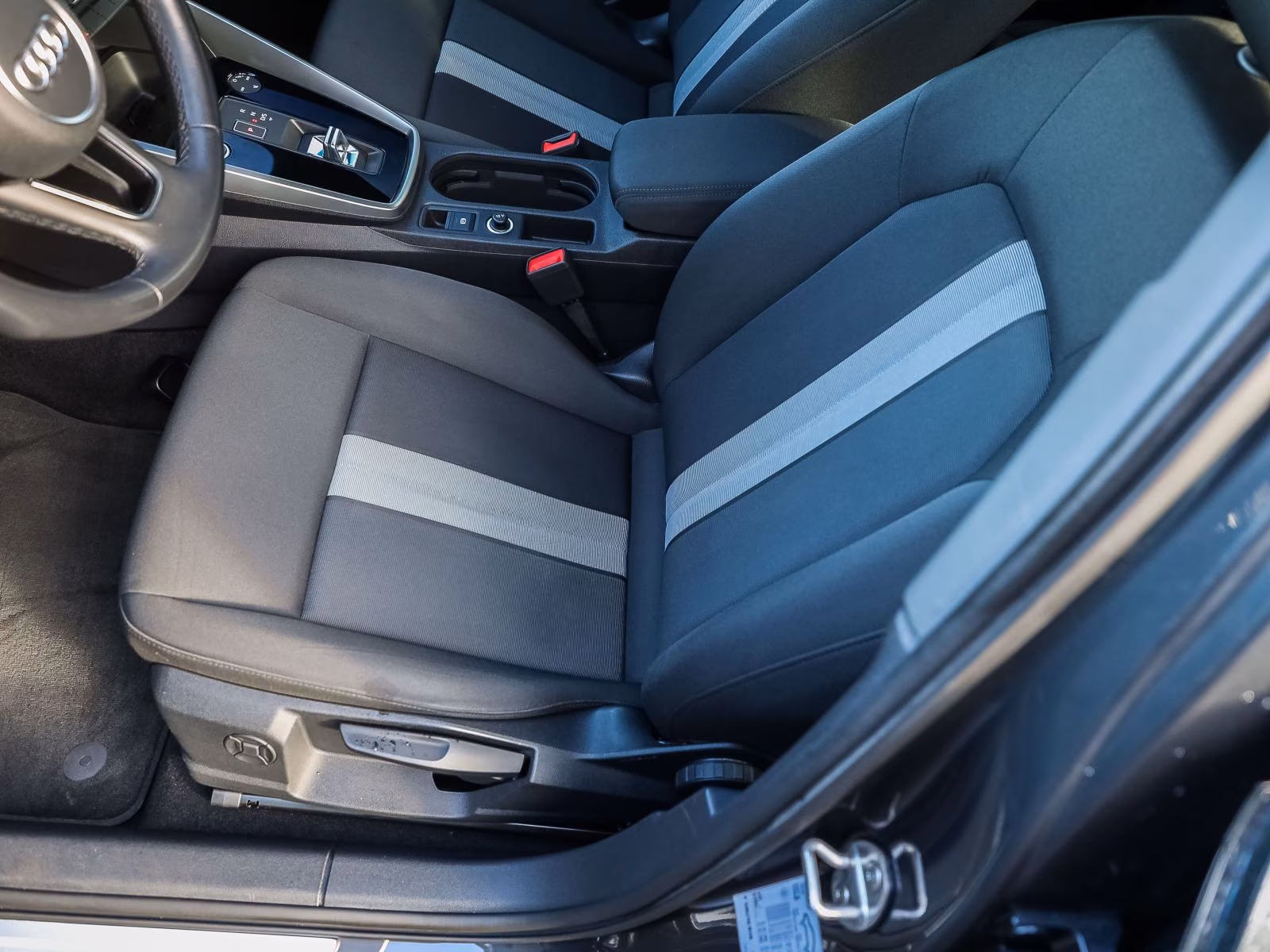 Audi A3 Sportback Advanced 30TFSI Stronic LED GRA AHK, миниатюра 12