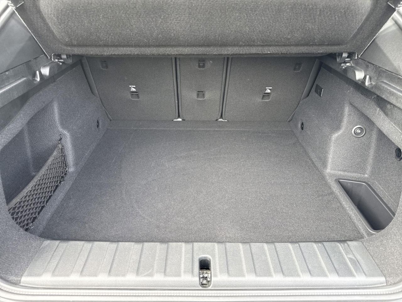 BMW iX2 - Bild 20