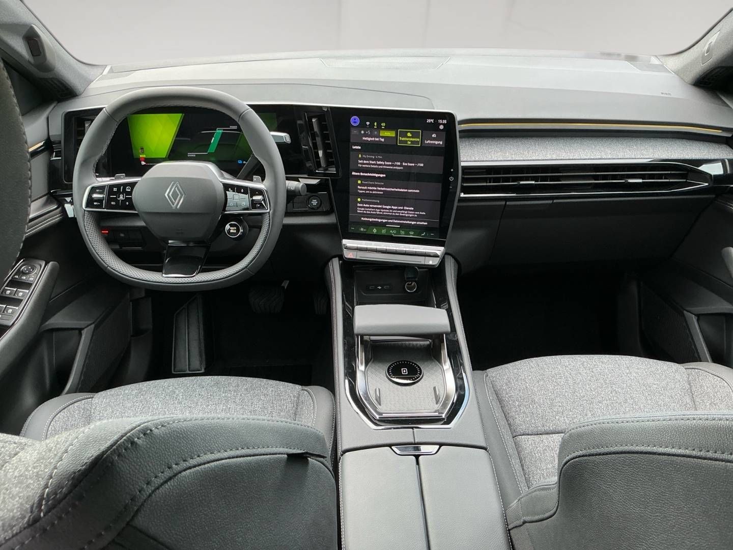 Fahrzeugabbildung Renault Austral Techno Full Hybrid E-Tech 200