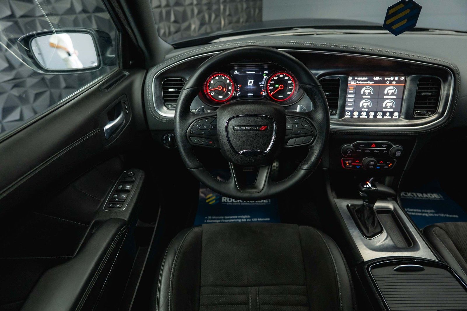 Fahrzeugabbildung Dodge Charger 5.7 V8 HEMI R/T DAYTONA Performance