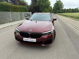 BMW 530 d xDrive Tour. M-Paket,Driving Prof,19",Head - rote BMW 5er Reihe