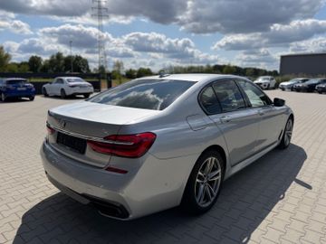 BMW 750 - 3