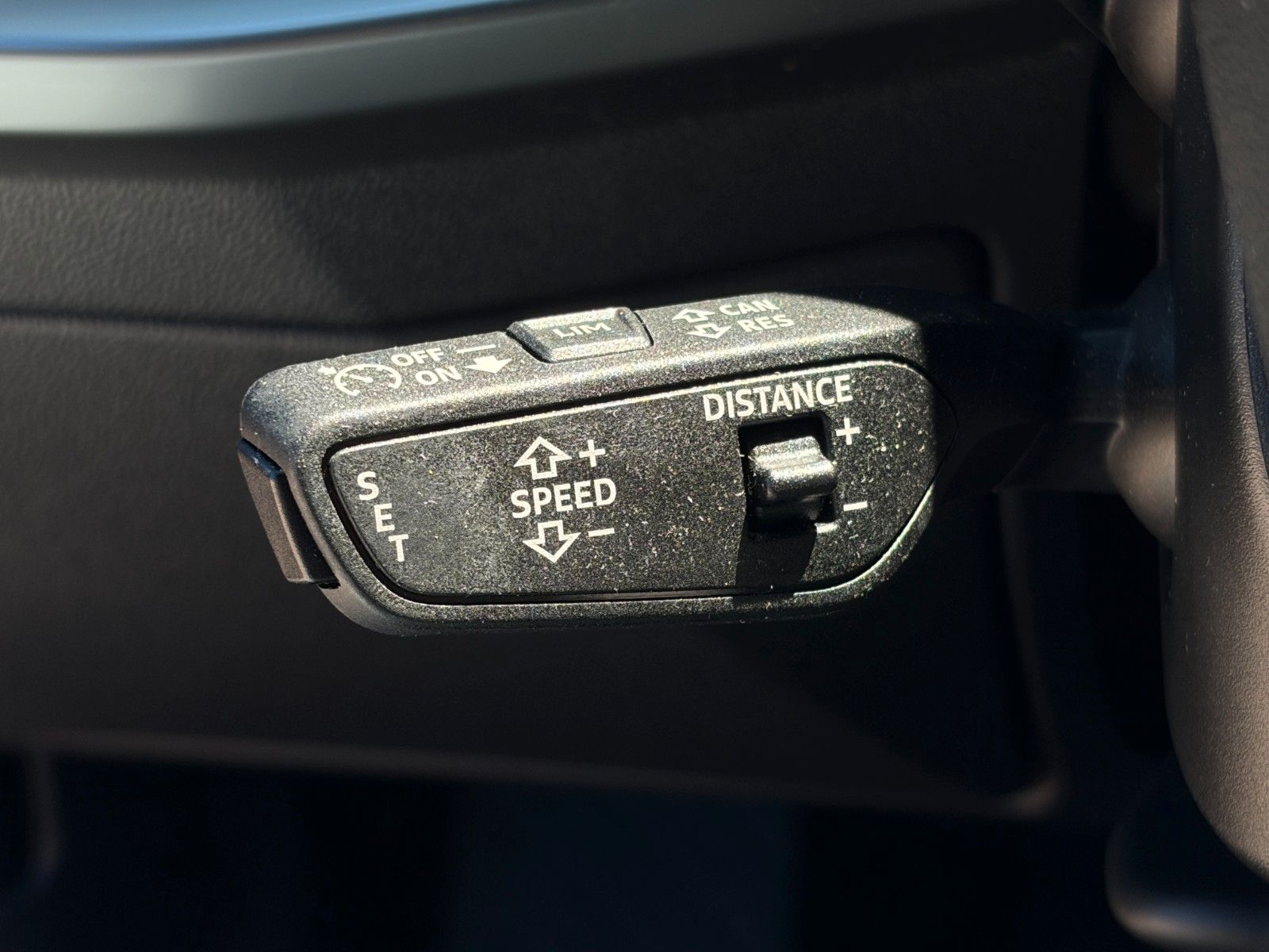 Fahrzeugabbildung Audi A3 Sportback 40 TFSIe Schiebedach KZG ACC CAM