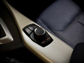 BMW 118 - 10