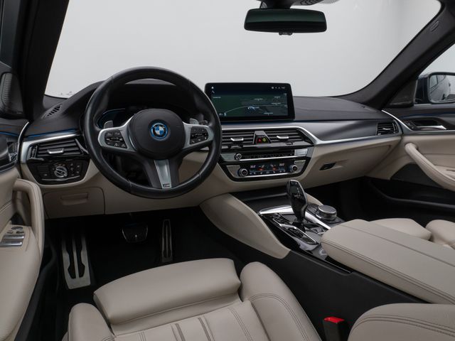 Foto Nummer 39: BMW 530e