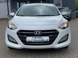 Hyundai i30 cw blue Style*8xFach*Navi*Pdc*Shz*R-Kamera* - Hyundai i30: Cw Style