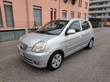 Kia Picanto 1.1 CRDI 5 porte neopatentati - Kia Picanto mit Diesel-Antrieb
