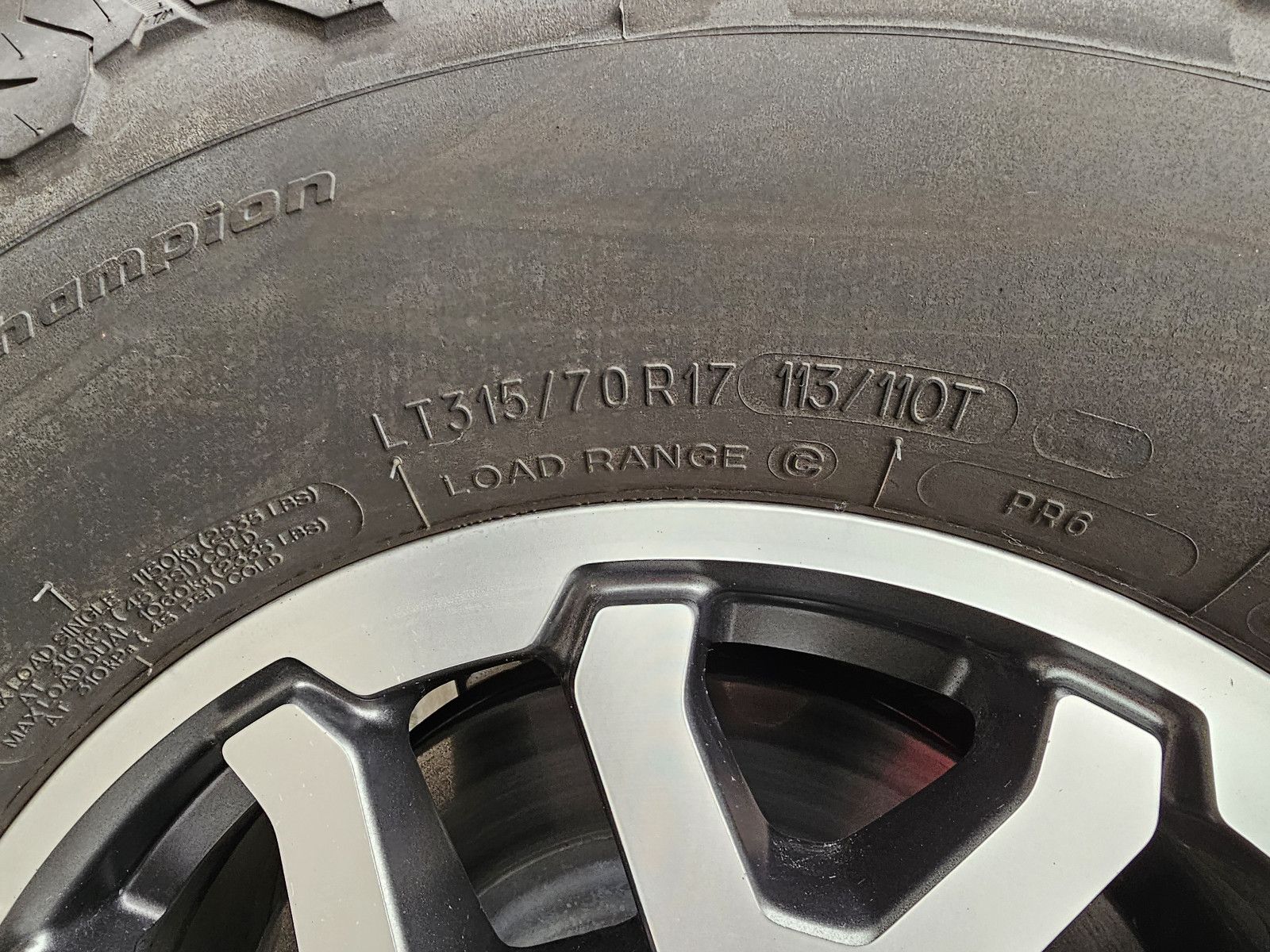 Fahrzeugabbildung Ford F 150 Raptor T1 Price: 67.000 EUR, Stock !