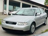 Audi A3 1.9 TDI Ambiente 3,5 türen - Audi A3 aus 2000: TDI