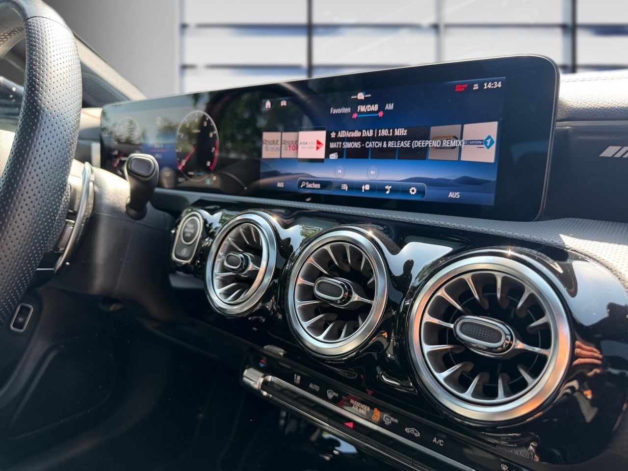 Fahrzeugabbildung Mercedes-Benz AMG CLA 35 4M Coupé AHK+PANO+RIDE C.+NIGH+MULTIB