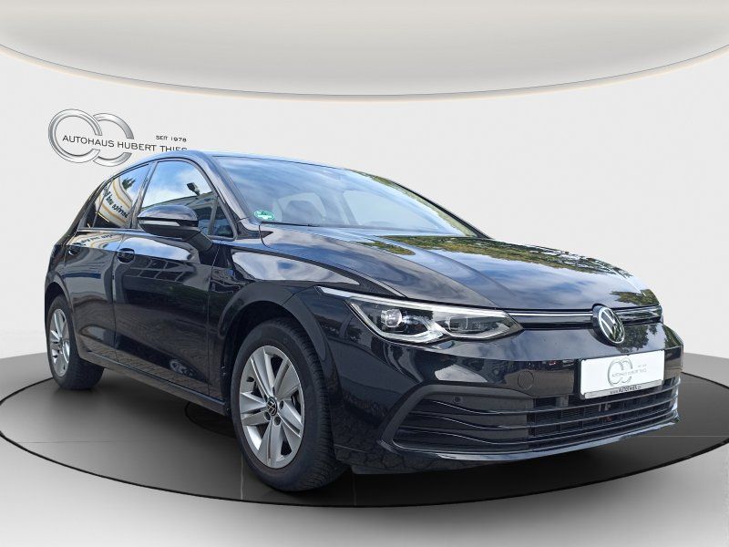 Fahrzeugansicht 4 Fahrzeugabbildung Volkswagen Golf VIII 1.5 TSI Life SMART-LINK+NAVI+LED-PLUS