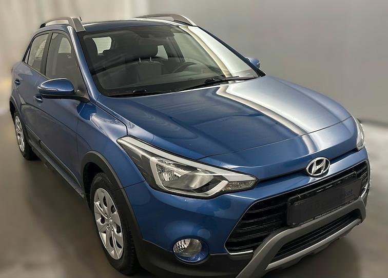 Hyundai i20 Active Select mit erst 24.000 km !