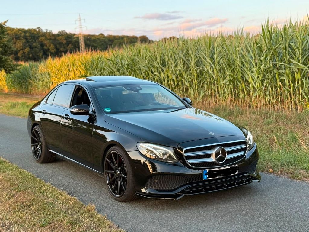 Image of Mercedes-Benz E 350