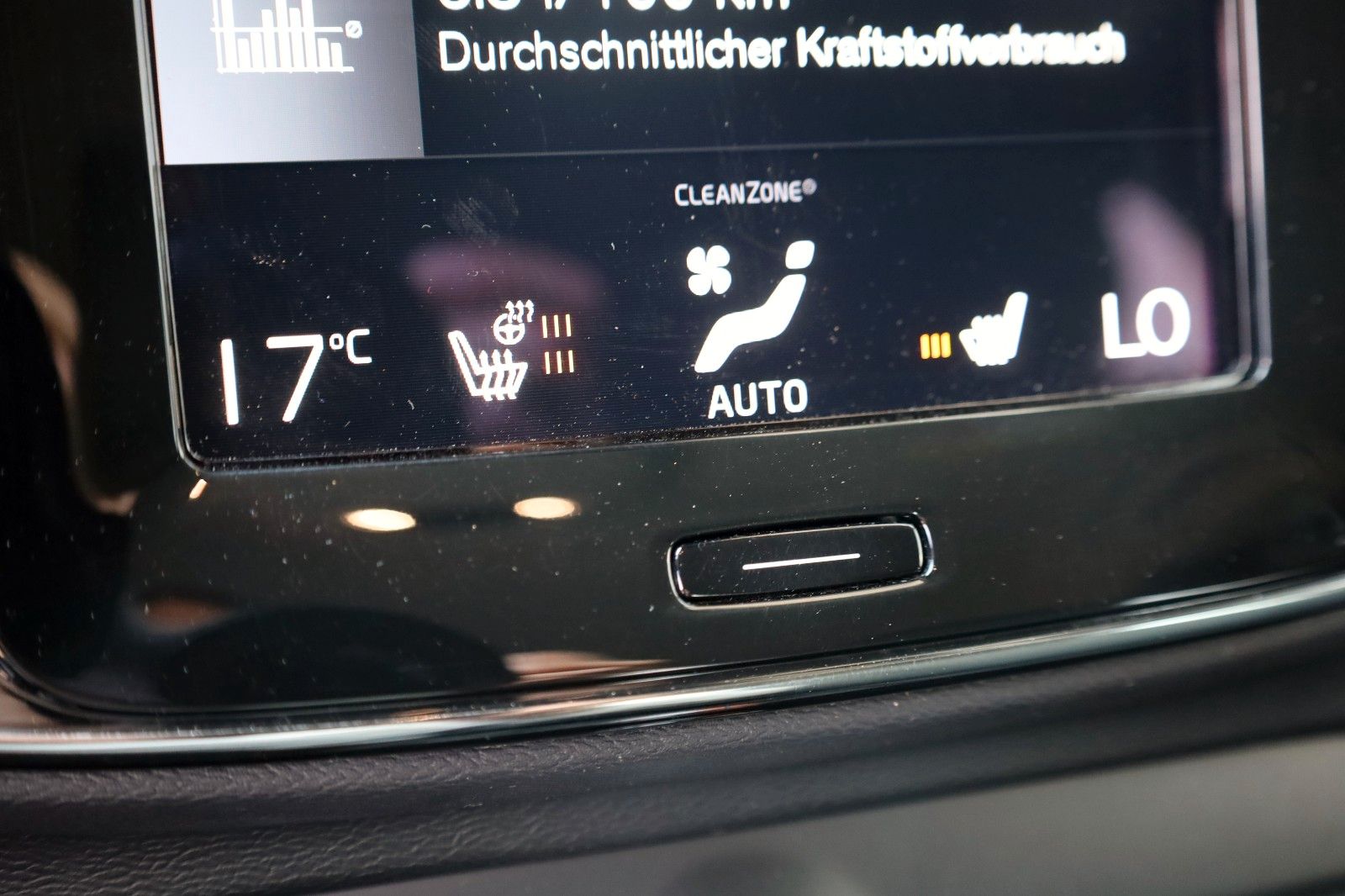 Fahrzeugabbildung Volvo XC40  Inscription T4, Navi,LED,SH,Kamera,Carplay