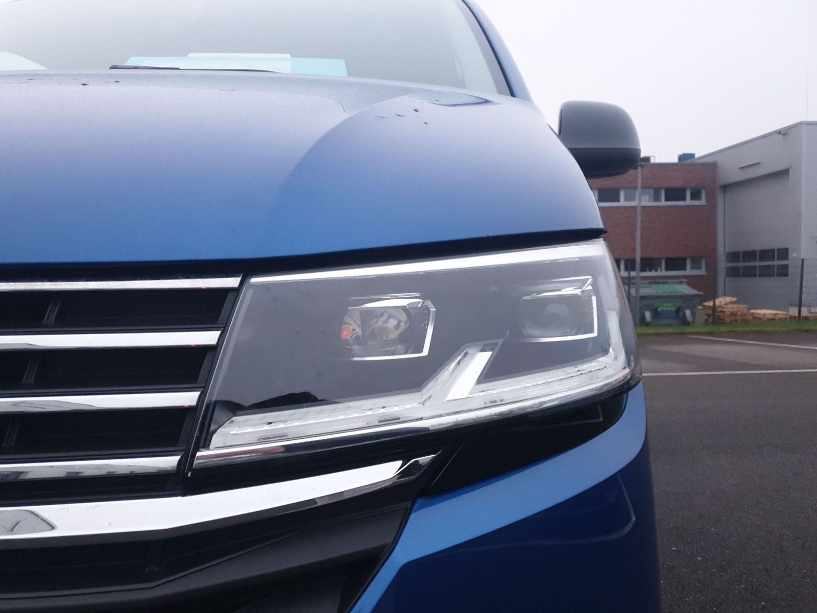 Volkswagen T6.1 Multivan 2.0 TDI DSG EDITION AHK LED ACC foto 7