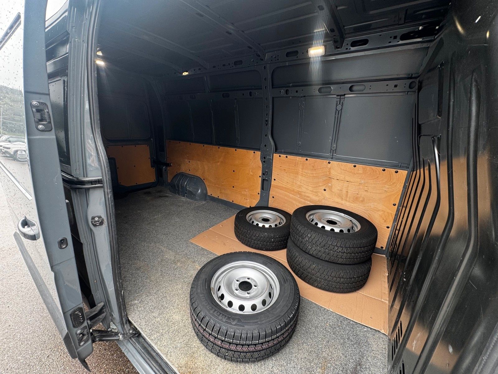 Fahrzeugabbildung Opel Movano B Kasten/Kombi HKa L3H2 3,5t