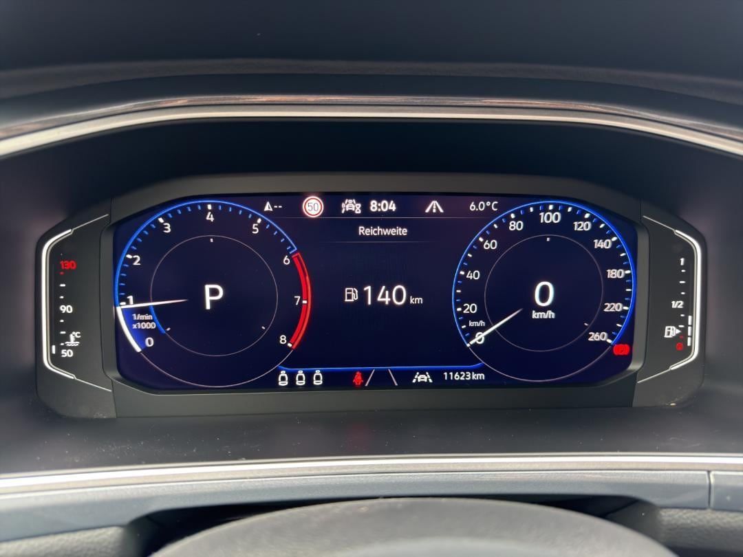 Fahrzeugabbildung Volkswagen T-ROC Style 1.5 TSI,DSG,Navi,SH,Keyless,Heckkl.e