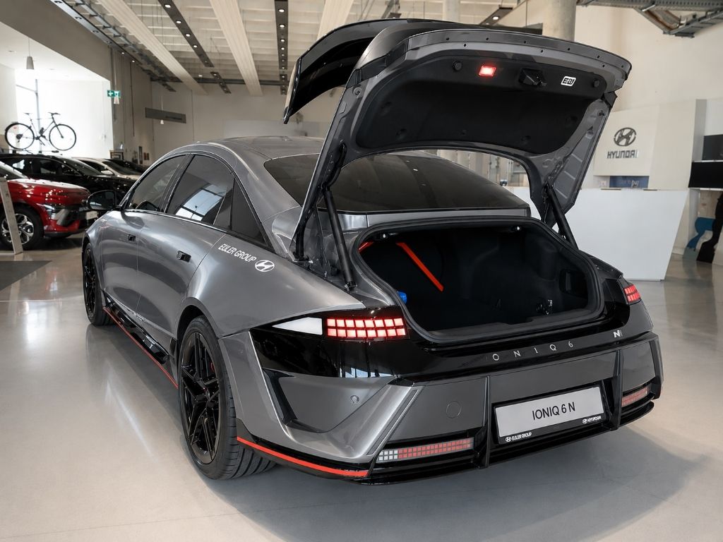 Hyundai IONIQ 6 - Bild 12