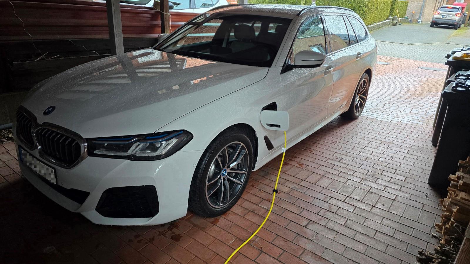 BMW 530e Touring M Sport, Ahk, Head-Up, 360°-Kamera