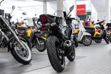 Yamaha R125, Modell 2025, sofort lieferbar - YAMAHA SCHWARZ R1