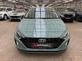 Hyundai i20 1.0 T-GDI Select Klima|Tempomat|Bluetooth - Hyundai i20: Grün