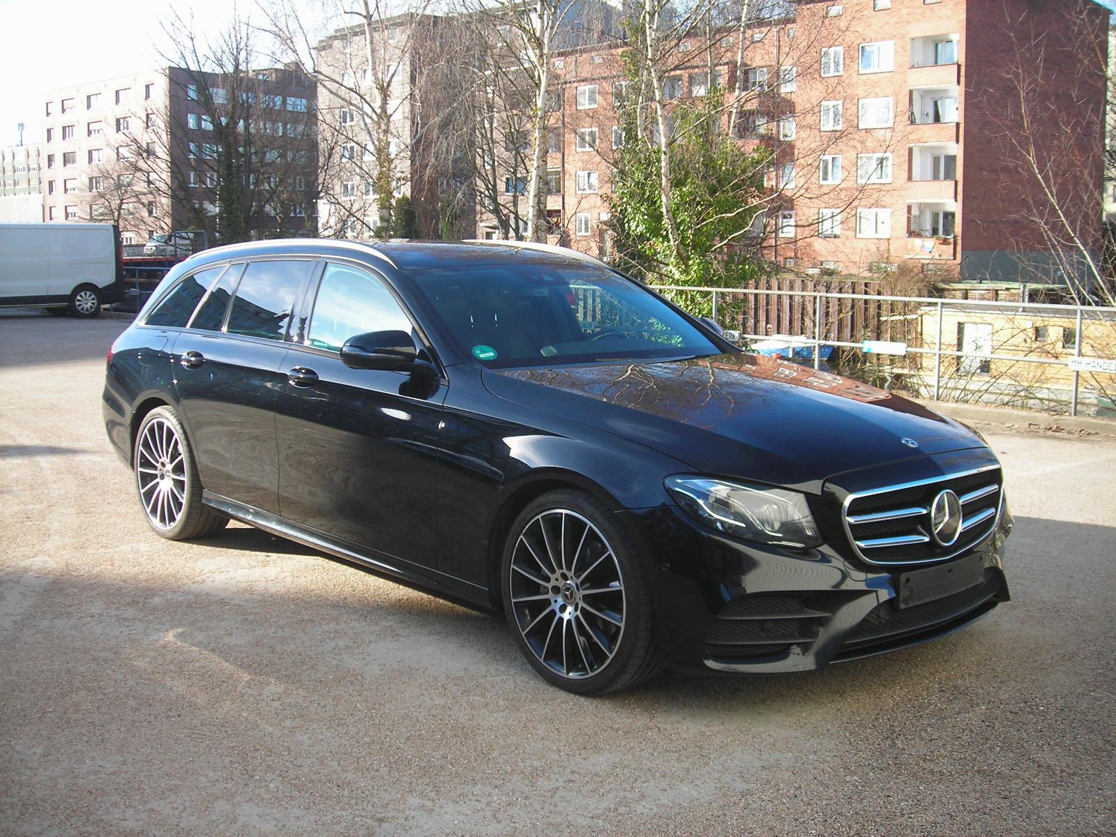 Mercedes-Benz E 220 Td 4Matic AMG Line Leder