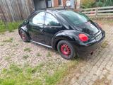 Volkswagen Beetle - gebrauchte Volkswagen Beetle aus dem Jahr 2002