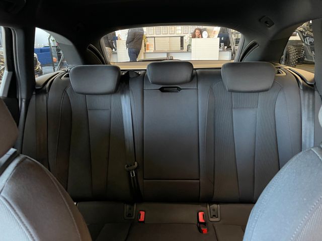 Audi A4 Avant 40 TDI *19%*1.HAND*TOUCH*KAM*APS*NAVI*