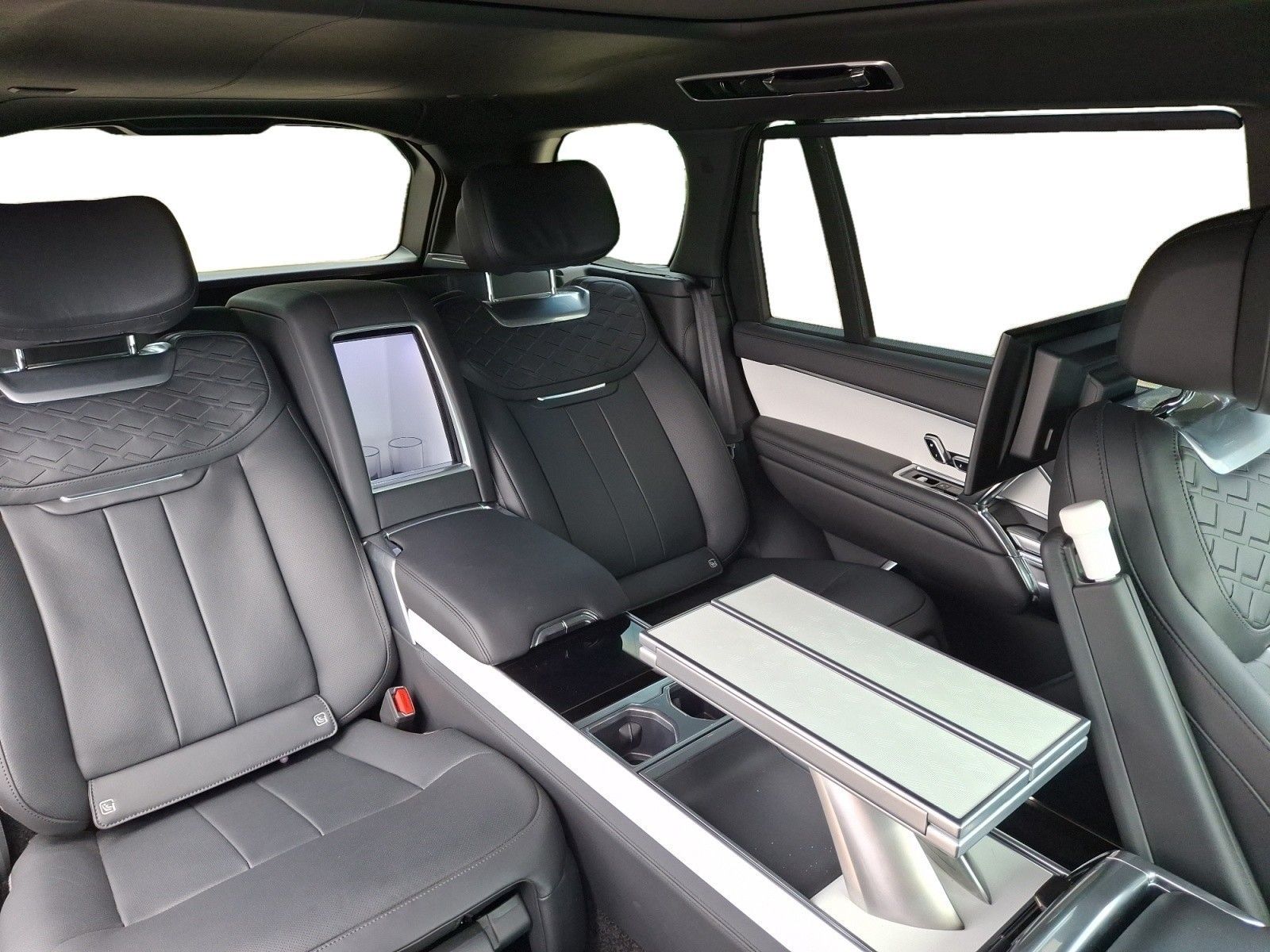 Land Rover Range Rover P615 LWB SV Signature NP € 307.000,- foto 14