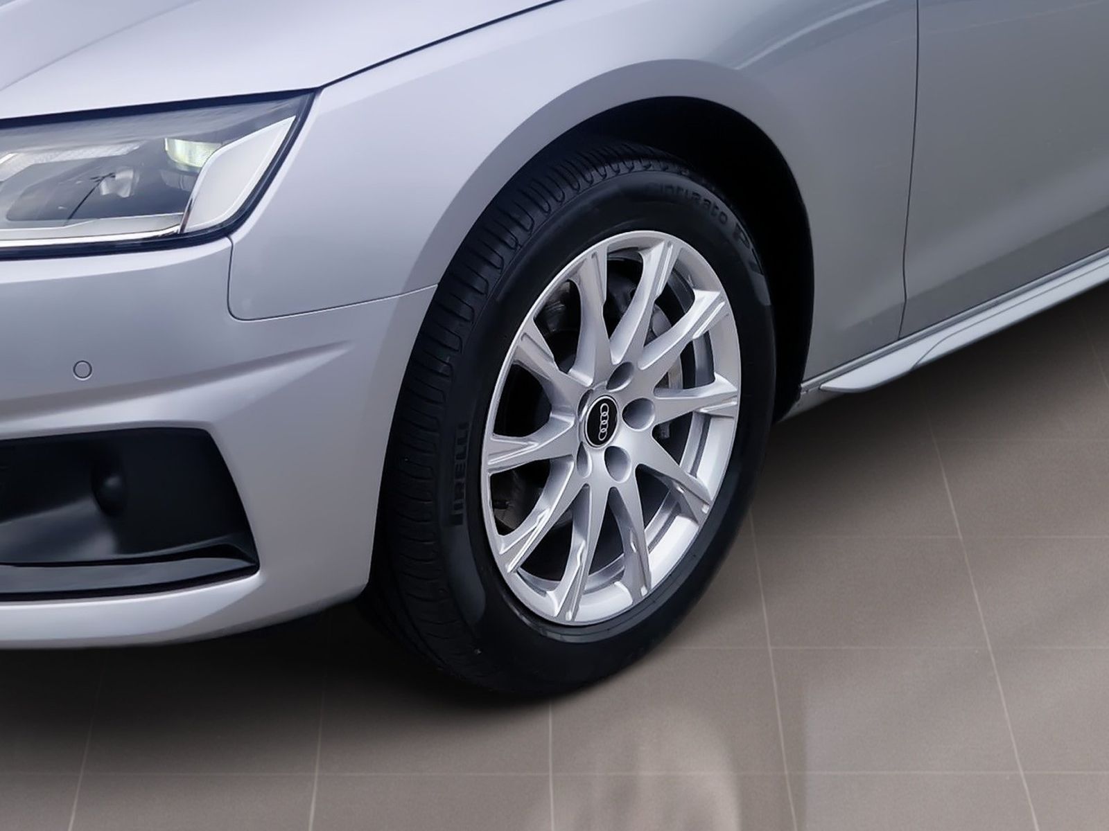 Audi A4 - Bild 7