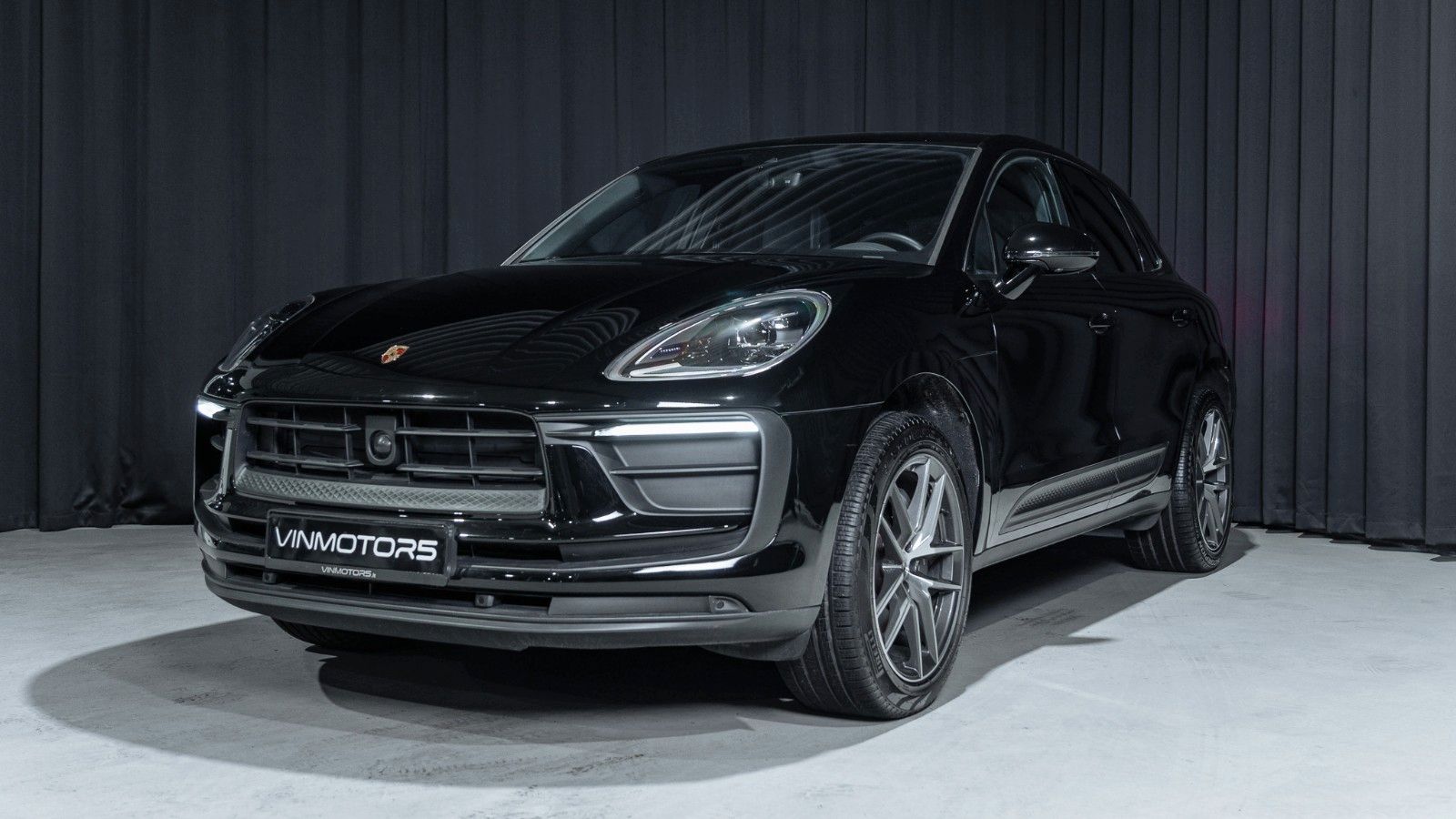 PORSCHE Macan Basis LED/Keyless/Car Play