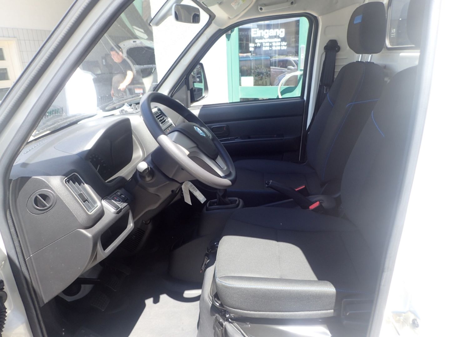 Fahrzeugabbildung Piaggio Porter NP6 Singlewheel Pick-up 2,8m Ladefläche L