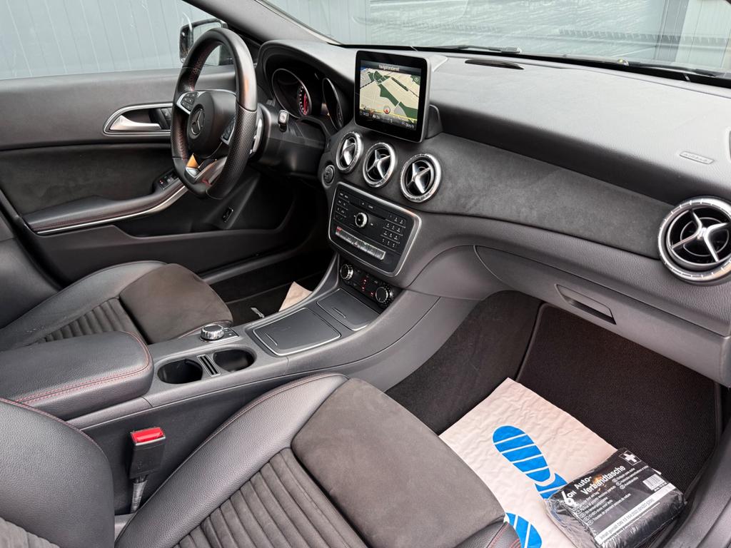 Mercedes-Benz CLA 220