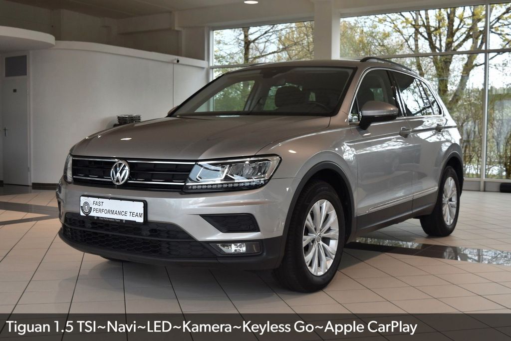 VW Tiguan 1.5 TSI~Navi~LED~Kamera~Keyless Go~Apple VW Tiguan 1.5 TSI~Navi~LED~Kamera~Keyless Go~Apple