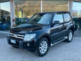 Mitsubishi Pajero 3.2 DI-D 16V 3p. Invite "MANUA - Mitsubishi Pajero: Invite