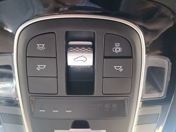 Hyundai Santa Fe 2.2 CRDi 5-Sitzer Signature 360+HUD+LED