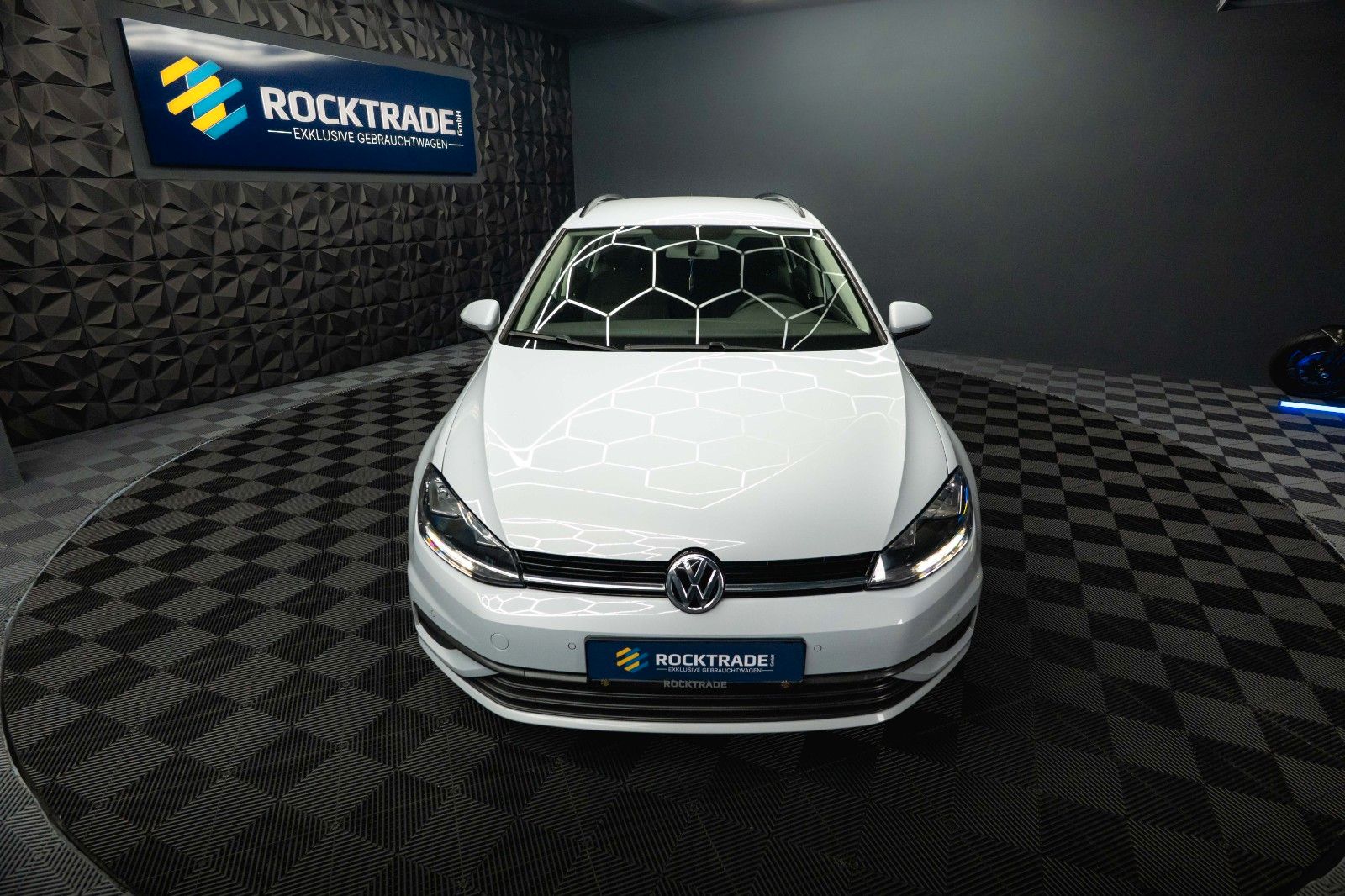 Fahrzeugabbildung Volkswagen Golf VII Variant Trendline *Perlmutt*Kamera*Navi