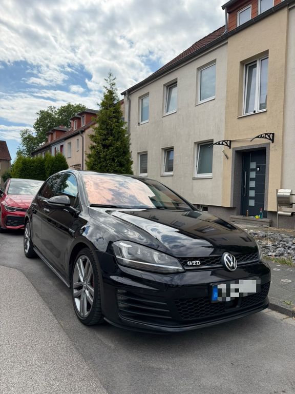 Image of Volkswagen Golf