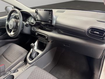 Toyota Yaris - 10
