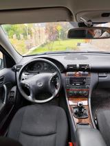 Mercedes-Benz C 220 CDI (W203)  TÜV bis 0... - Mercedes-Benz C 220 Limousine W203 cdi mit Diesel-Antrieb