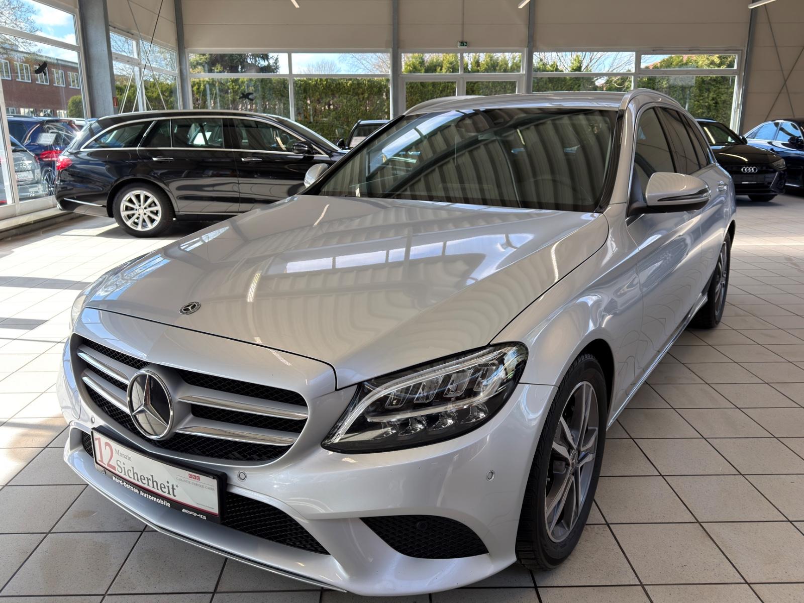 Mercedes-Benz C 220 d T Avantgarde/Burmester/HeadUp/Keyless